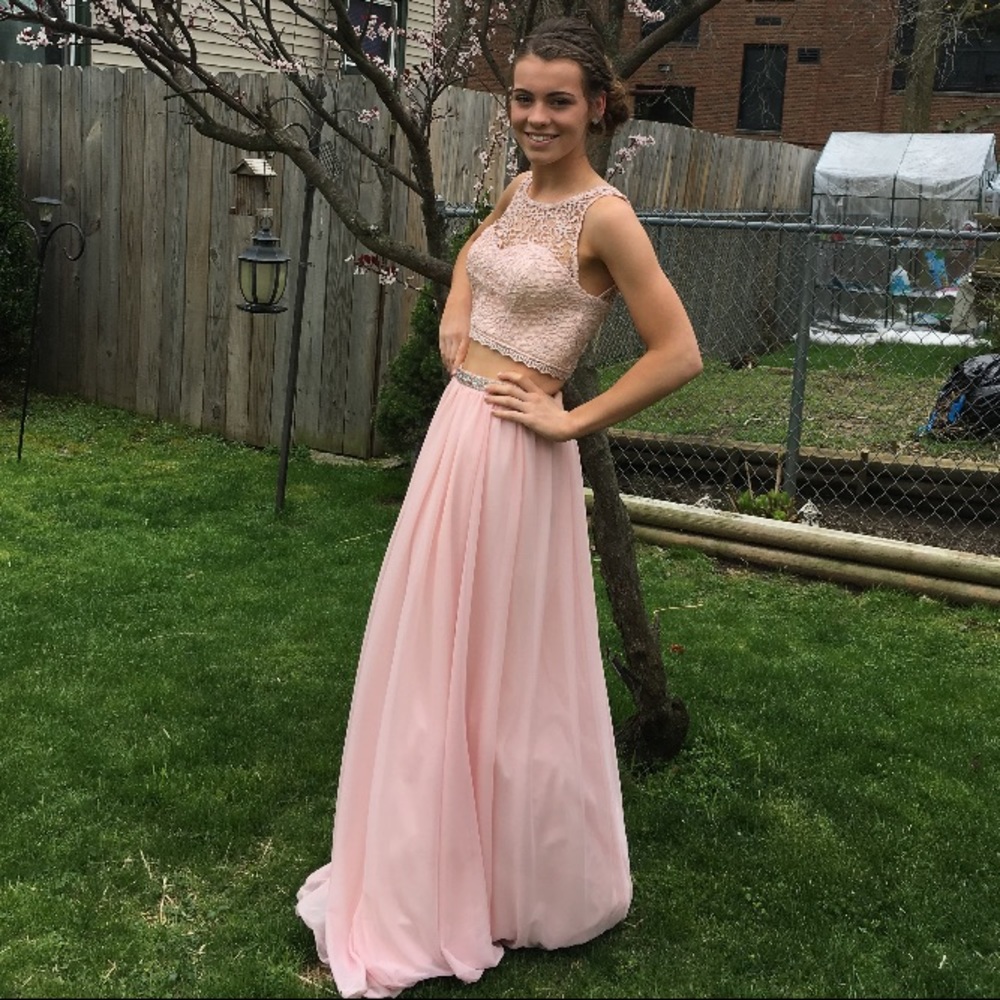 Selling baby pink 2-piece prom dress